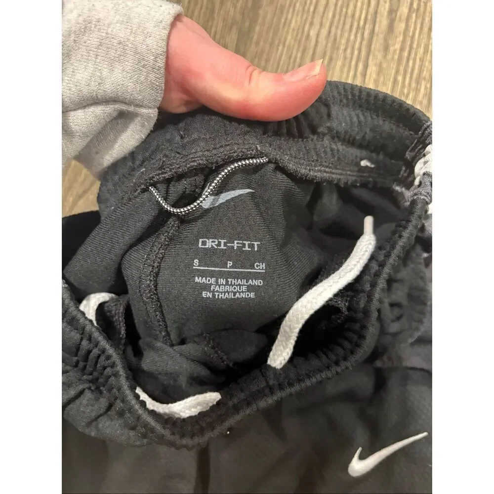 Nike Youth Boys Dri-Fit Activewear Shorts Elastic Waist Pull-On Black Size S